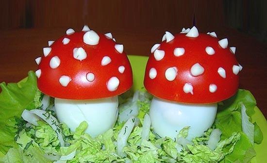 Яйца фаршированные маринованными грибами