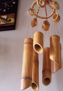 Самодельная музыка из бамбука