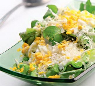 Зеленый салат с сыром